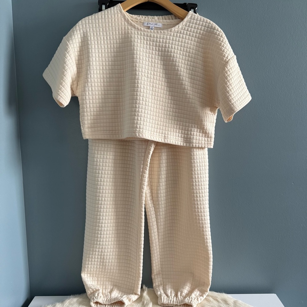 Cloud Ten Crop Top Elastic Waist Waffle Knit Pants Set